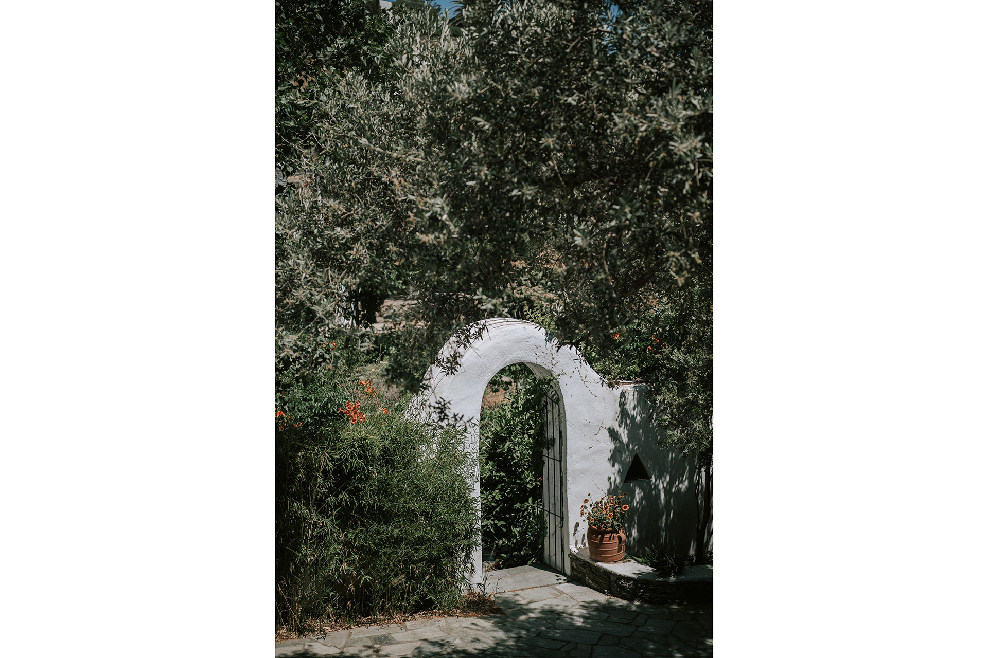 Terrasse jardin d'une chambre double supérieure en Andromeda Sifnos