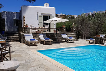 La piscine à Andromeda de Sifnos